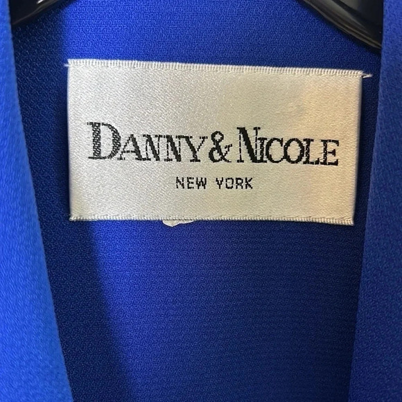 Vintage dress,Blue coat dress,midi,double breasted,embroidered, 80s, flattering - Picture 8 of 13